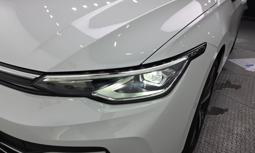 Volkswagen Golf 2.0 TDI Prestige, 2025