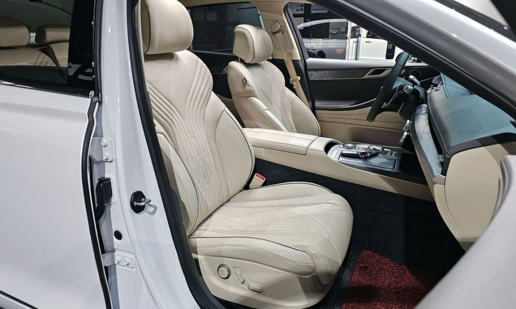 Genesis G80 Gasoline 2.5 Turbo AWD, 2023
