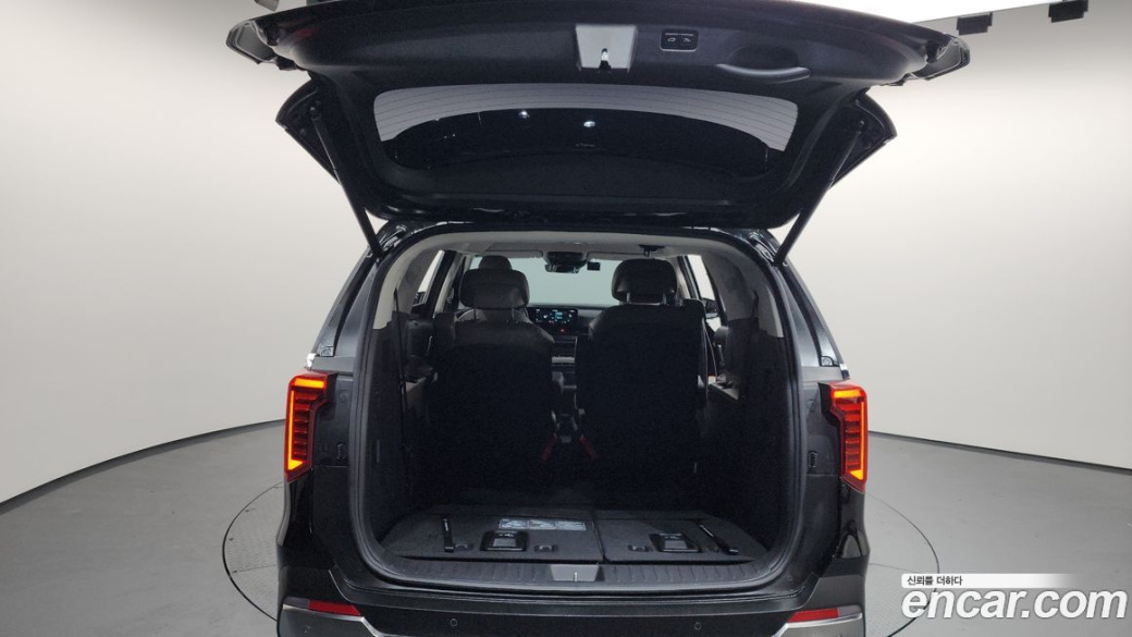 Kia Carnival 7-Seater Noblesse, 2025