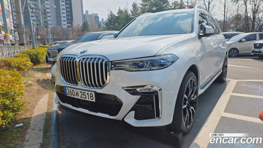 BMW X7 xDrive 40i M Sport 6STR, 2022