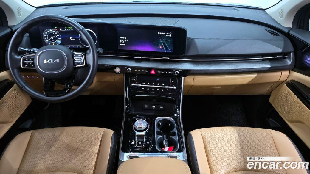 Kia Carnival 9-Seater Signature, 2023