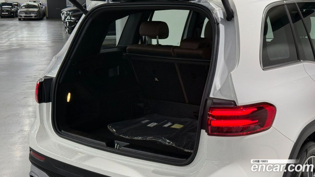 Mercedes-Benz GLB-Class AMG GLB35 4MATIC, 2025