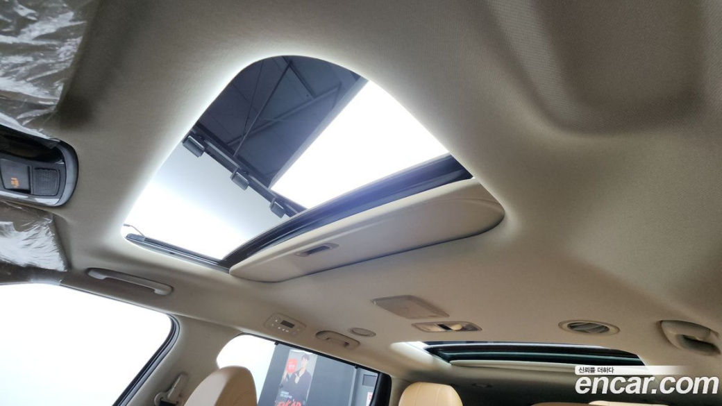 Kia Carnival 7-Seater Signature, 2022