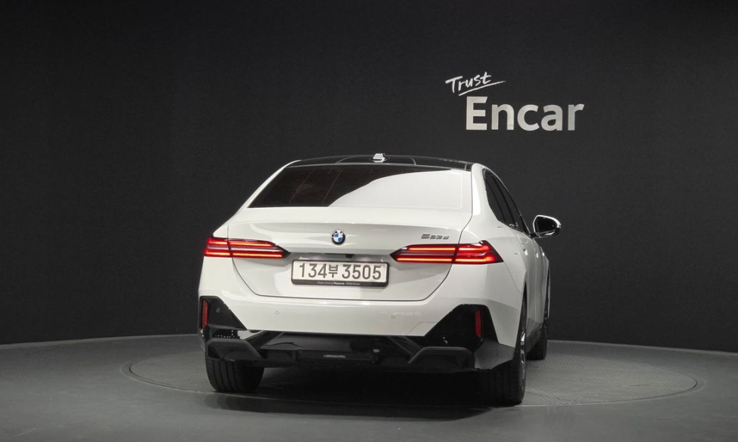 BMW 5-Series 523d M Sport, 2025