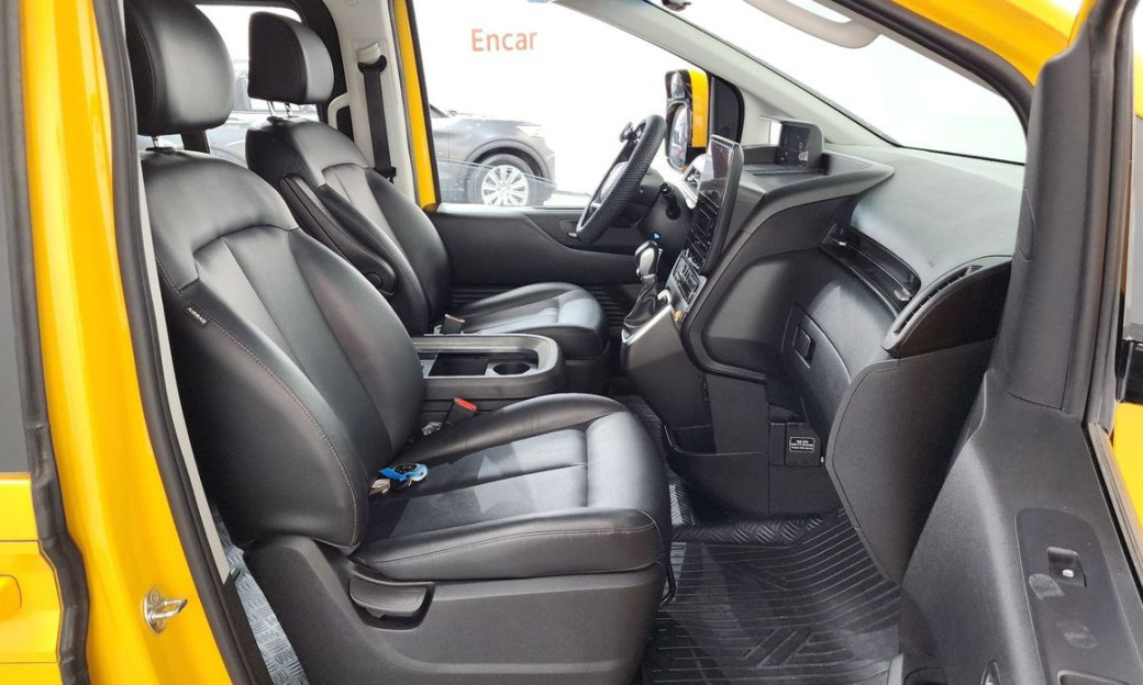 Hyundai Staria 2WD Kinder Safety Car, 2023