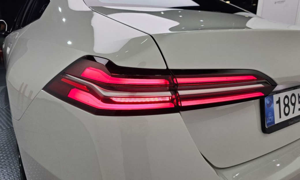 BMW 5-Series 520i M Sport, 2024