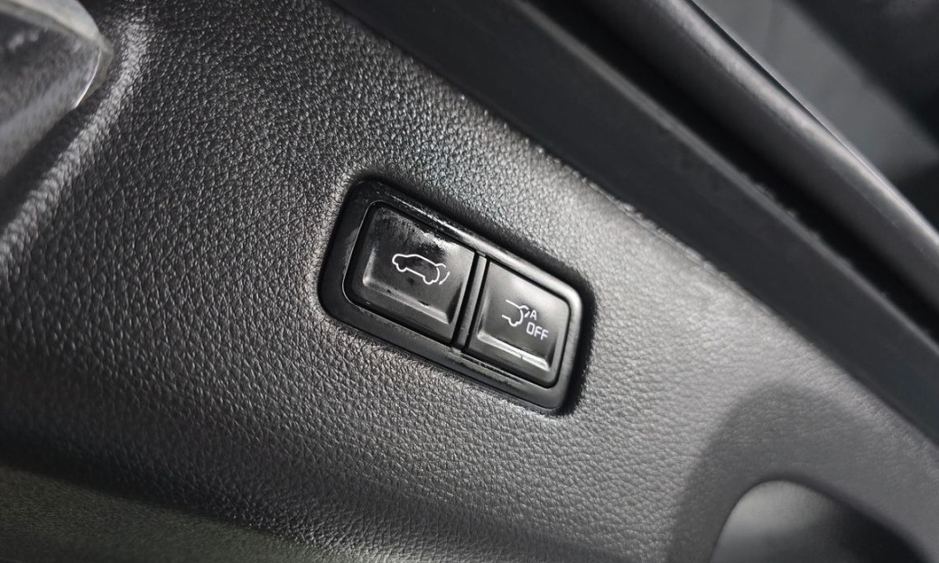 Kia Carnival 7-Seater Signature, 2022