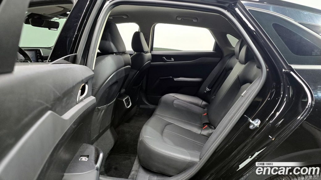 Kia K5 2.0, 2023