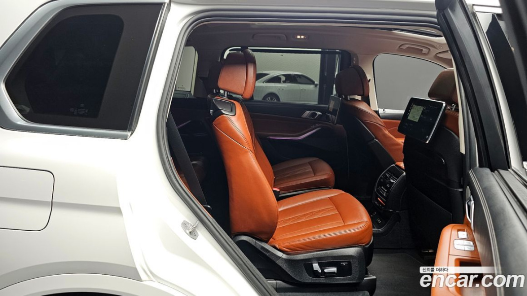 BMW X7 xDrive 40d Design Pure Excellence 6-Seater, 2022