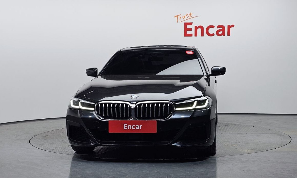 BMW 5-Series 530i xDrive M Sport Package, 2022