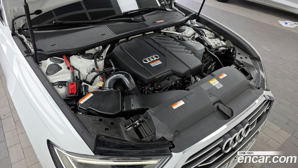 Audi A6 45 TFSI, 2023