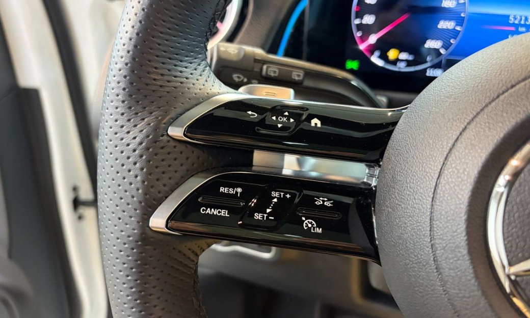 Mercedes-Benz GLB-Class GLB250 4MATIC, 2025