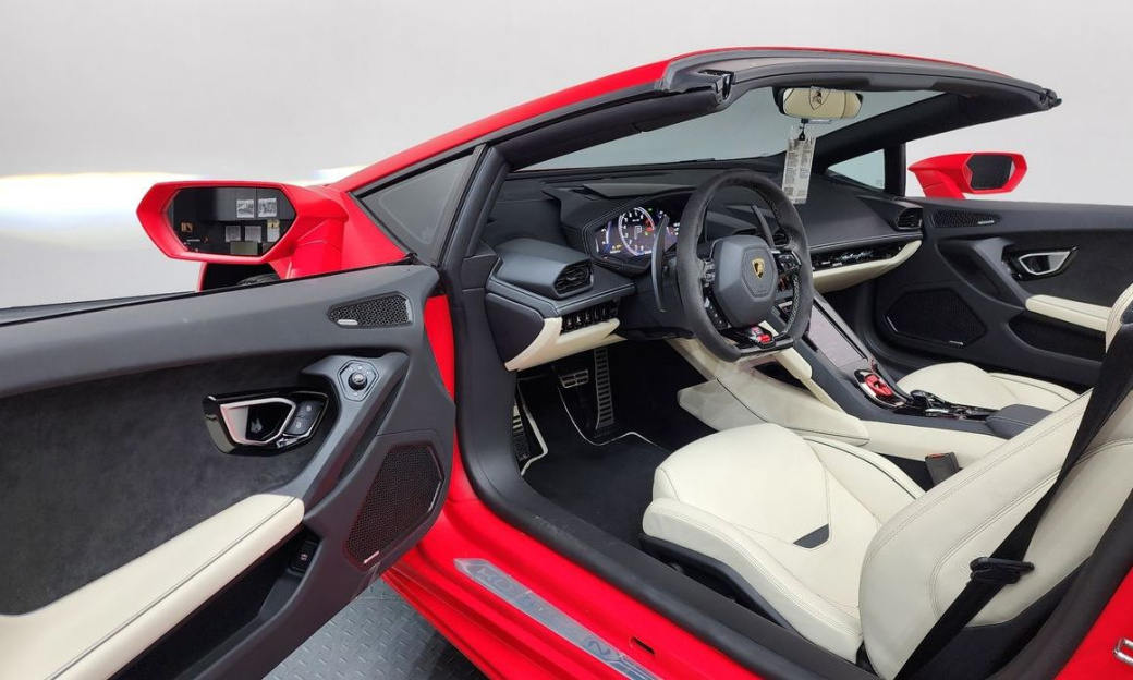 Lamborghini Huracan LP640-4 EVO Spyder, 2023