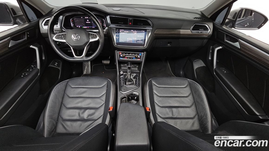 Volkswagen Tiguan 2.0 TSI Prestige, 2023