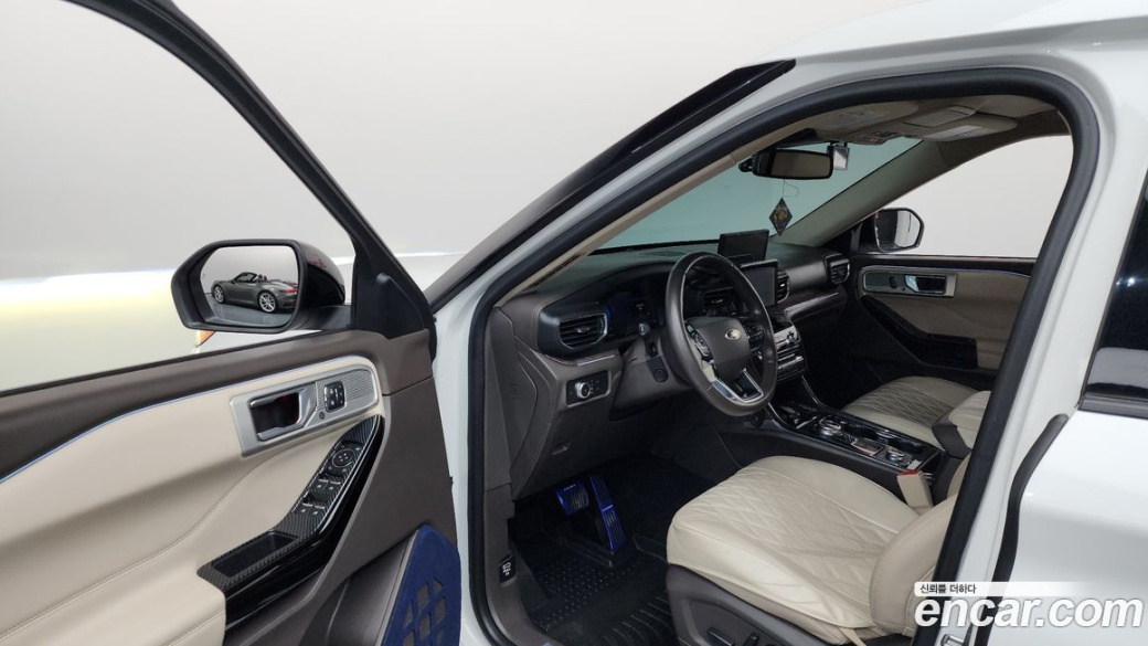 Ford Explorer 3.0 Platinum 4WD, 2022