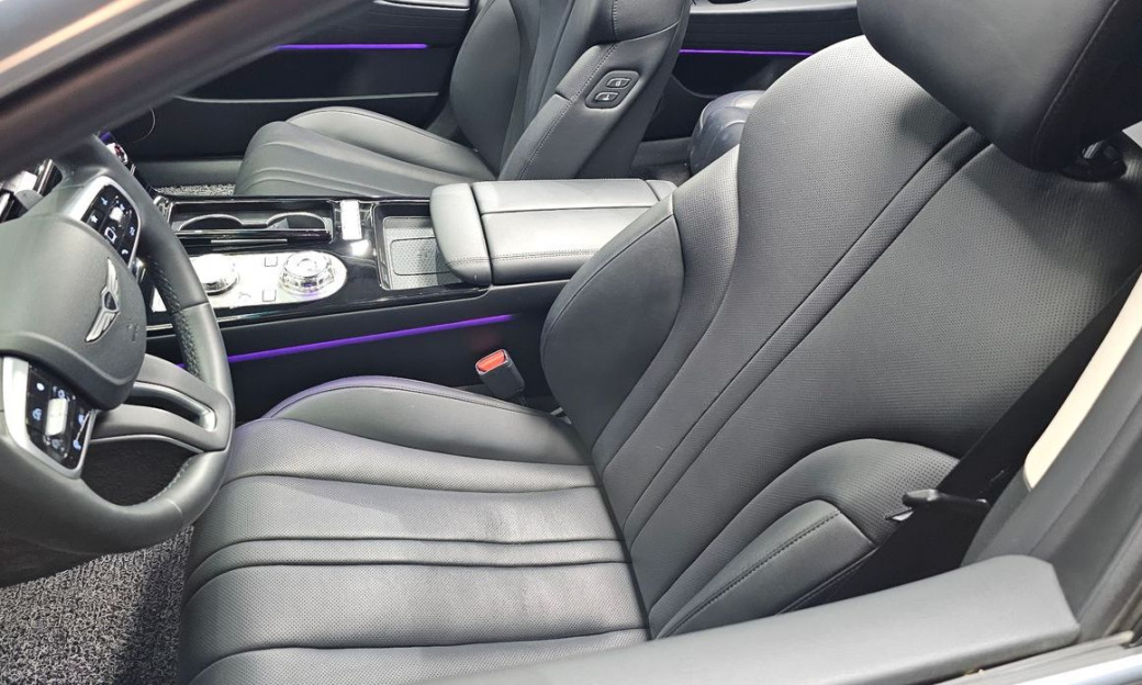 Genesis G80 Gasoline 2.5 Turbo AWD, 2025