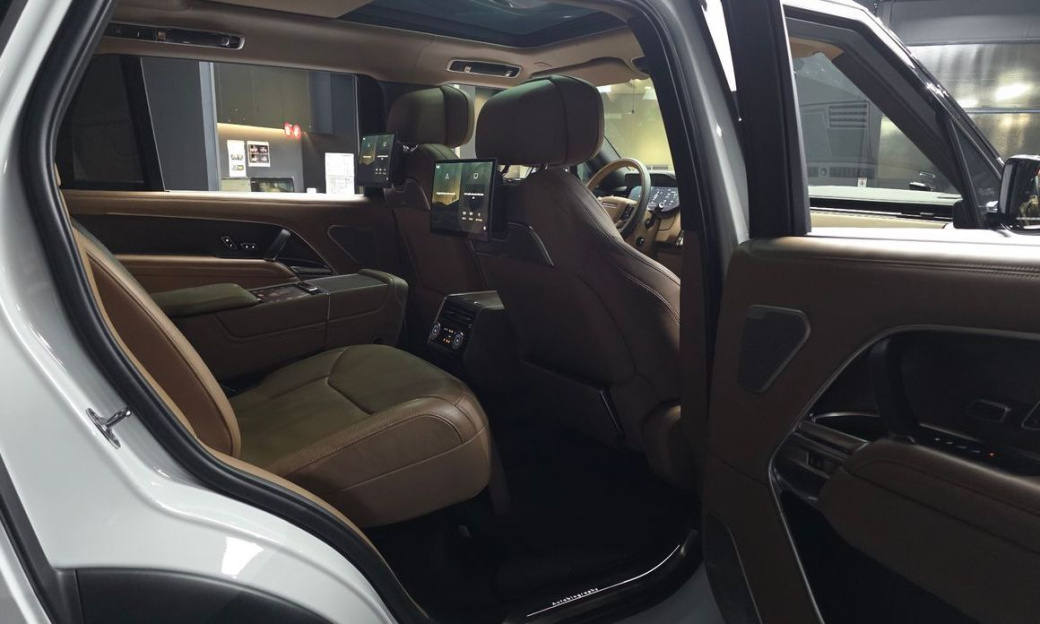 Land Rover Range Rover P530 Autobiography Long Wheel Base, 2023