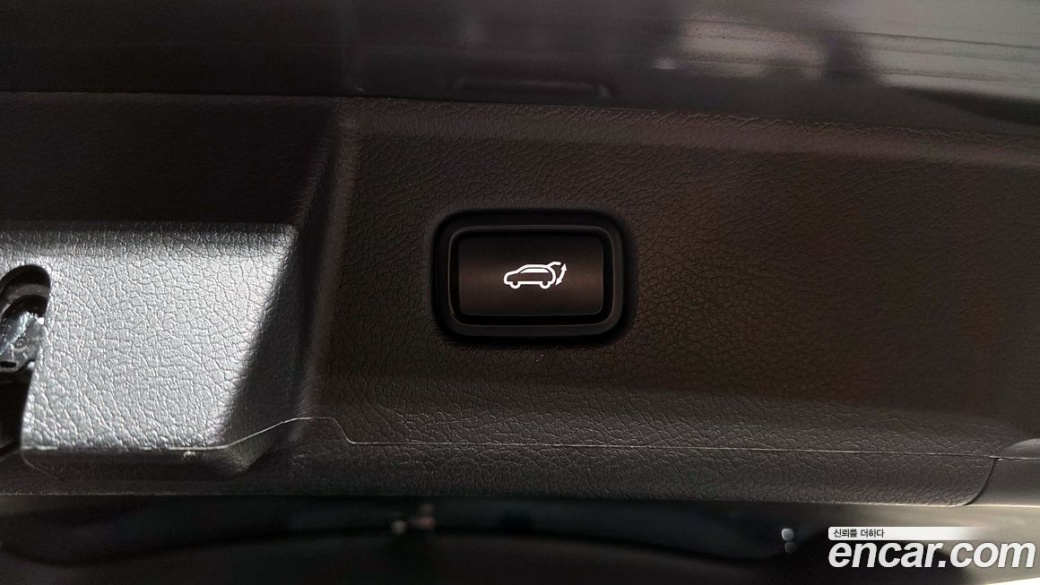 Kia Mohave Diesel 3.0 4WD 7-Seater, 2023