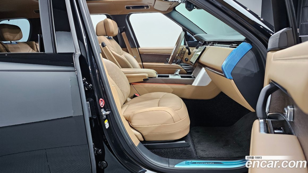 Land Rover Range Rover P530 Autobiography Long Wheel Base, 2025