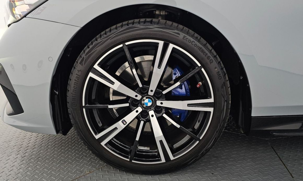 BMW 5-Series 530i xDrive M Sport, 2025