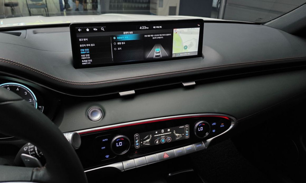 Genesis GV70 2.5T Gasoline 2WD, 2021