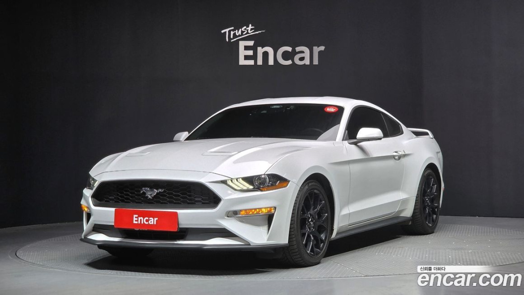 Ford Mustang Coupe, 2023