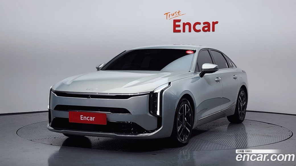 Kia K8 2.5 Gasoline 2WD, 2025