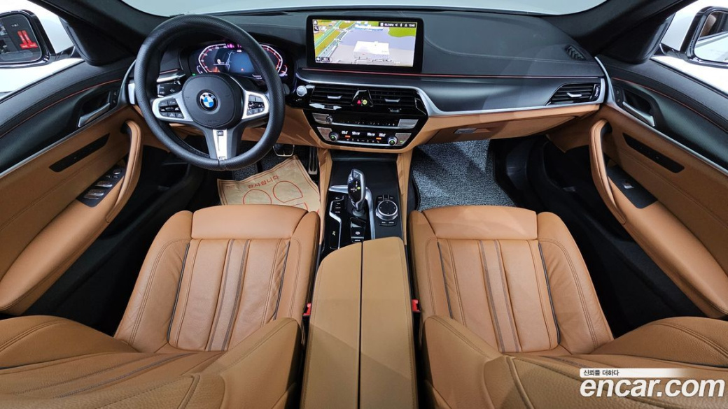 BMW 5-Series 520i M Sport, 2023