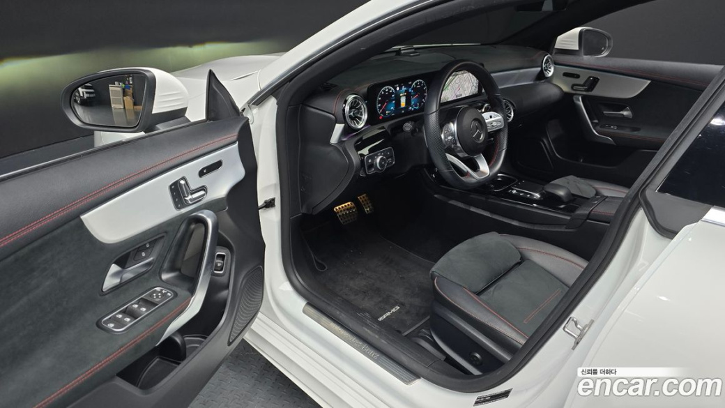 Mercedes-Benz CLA-Class CLA250 4MATIC, 2023