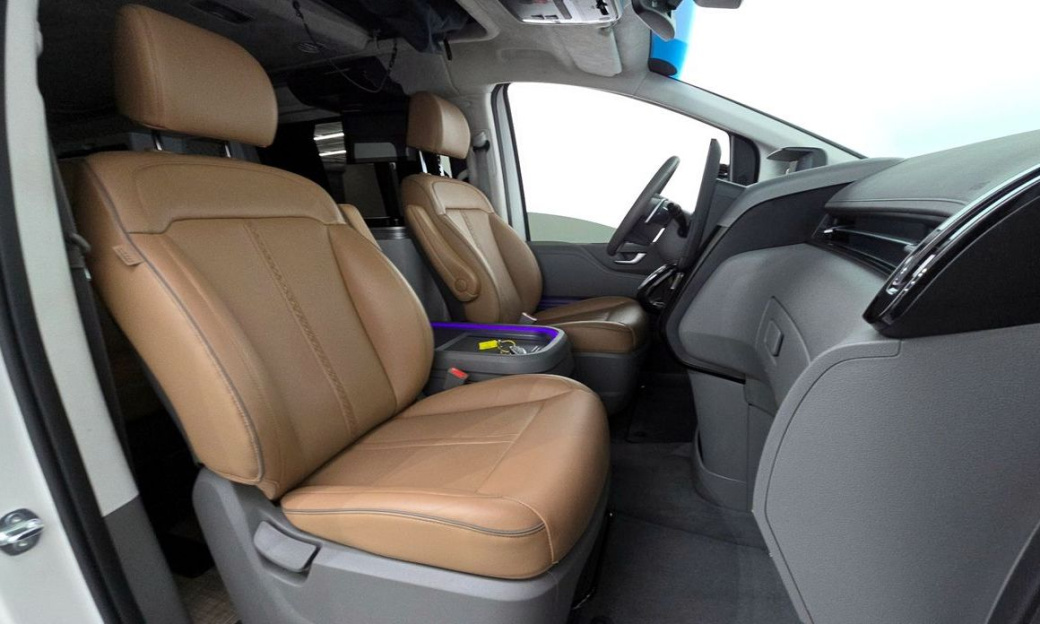 Hyundai Staria 2WD Camping Car, 2024