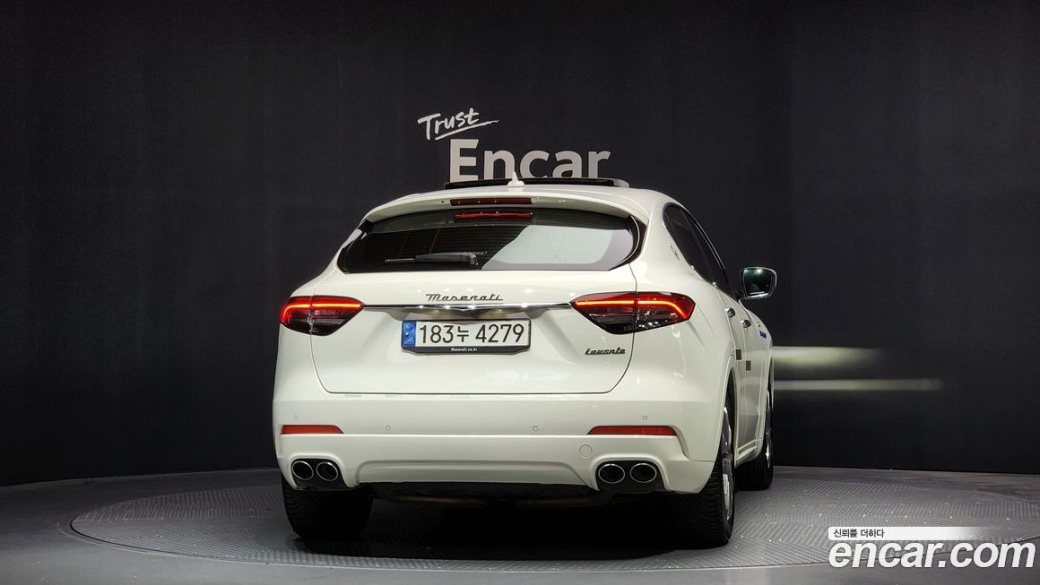 Maserati Levante 2.0 GT AWD, 2022