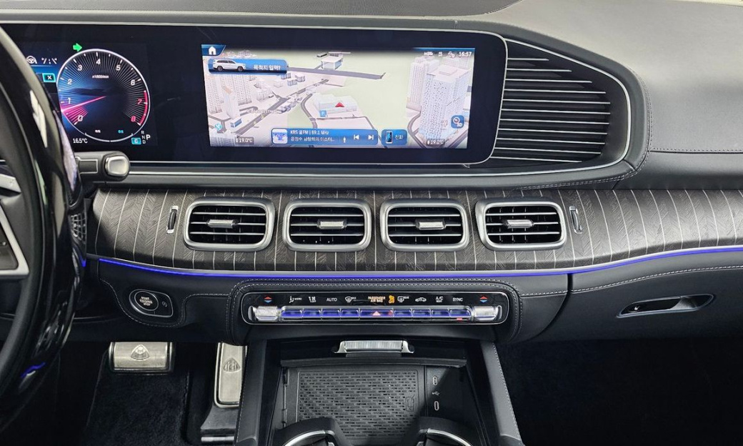 Mercedes-Benz GLS-Class Maybach GLS600 4MATIC, 2024