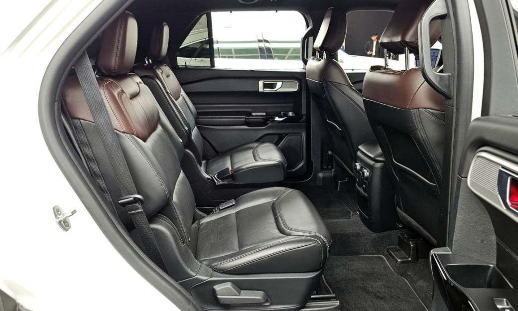 Ford Explorer 3.0 Platinum 4WD, 2021
