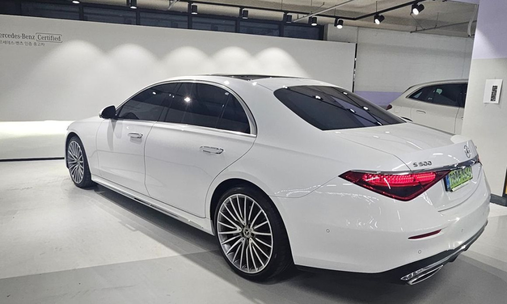 Mercedes-Benz S-Class S500L 4MATIC, 2025