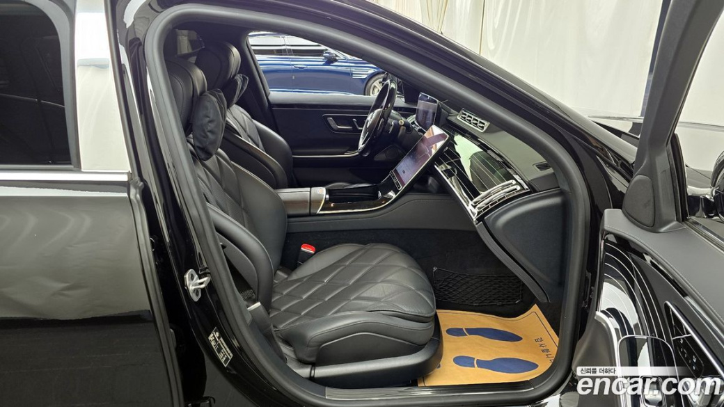 Mercedes-Benz S-Class Maybach S580 4MATIC, 2023