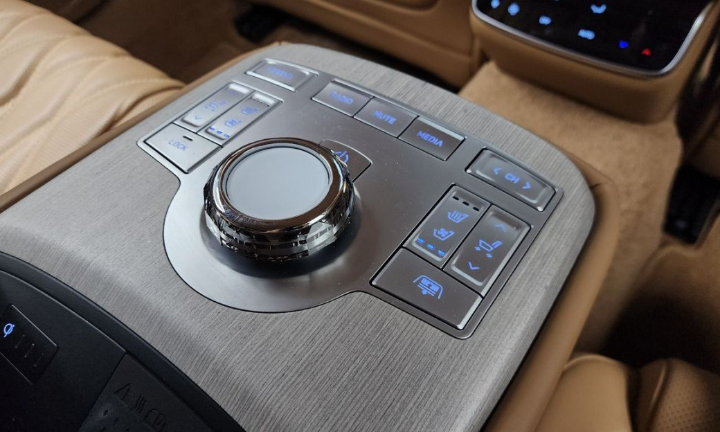 Genesis G80 Gasoline 2.5 Turbo AWD, 2025