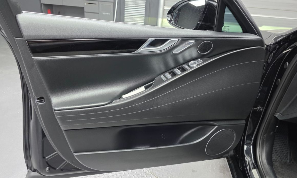 Genesis G80 Gasoline 2.5 Turbo AWD, 2022