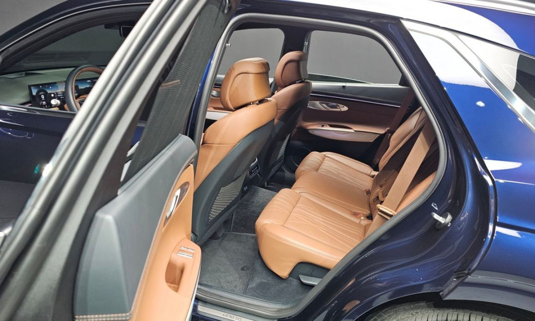 Genesis GV70 2.5T Gasoline AWD, 2025