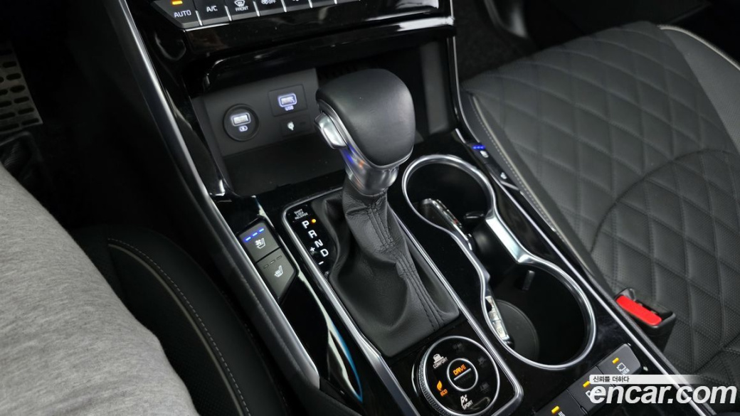 Kia Mohave Diesel 3.0 4WD 6-Seater, 2022