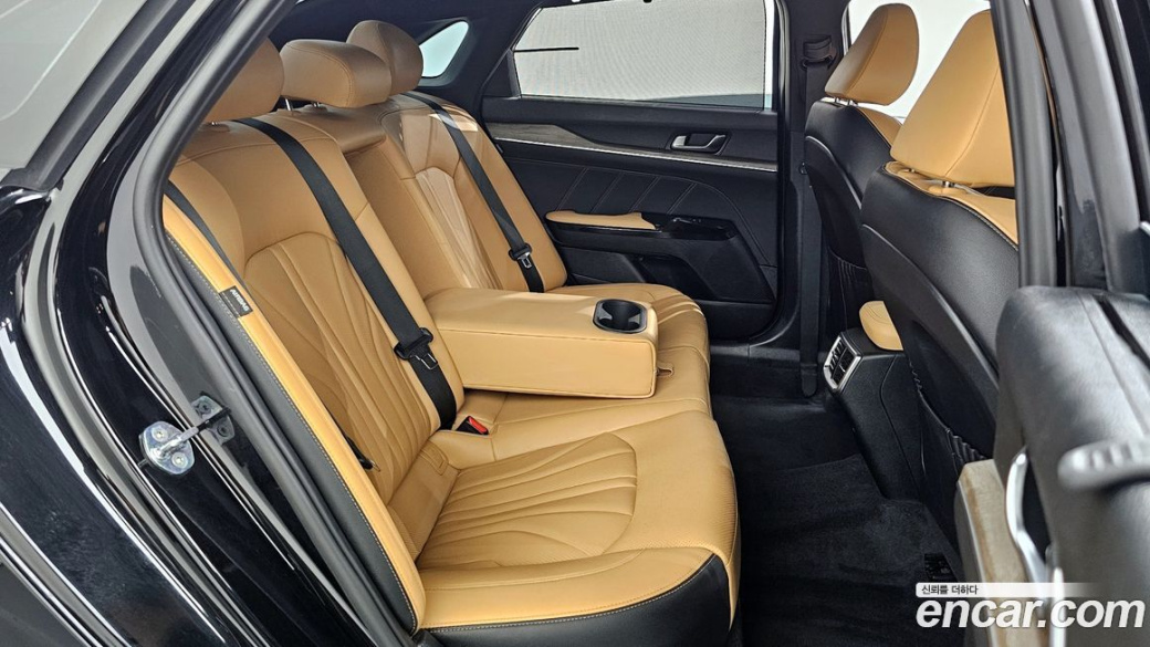 Kia K5 2.0, 2022