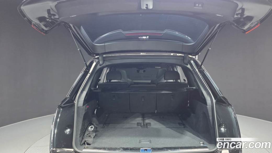 Audi Q7 55 TFSI Quattro Premium, 2022