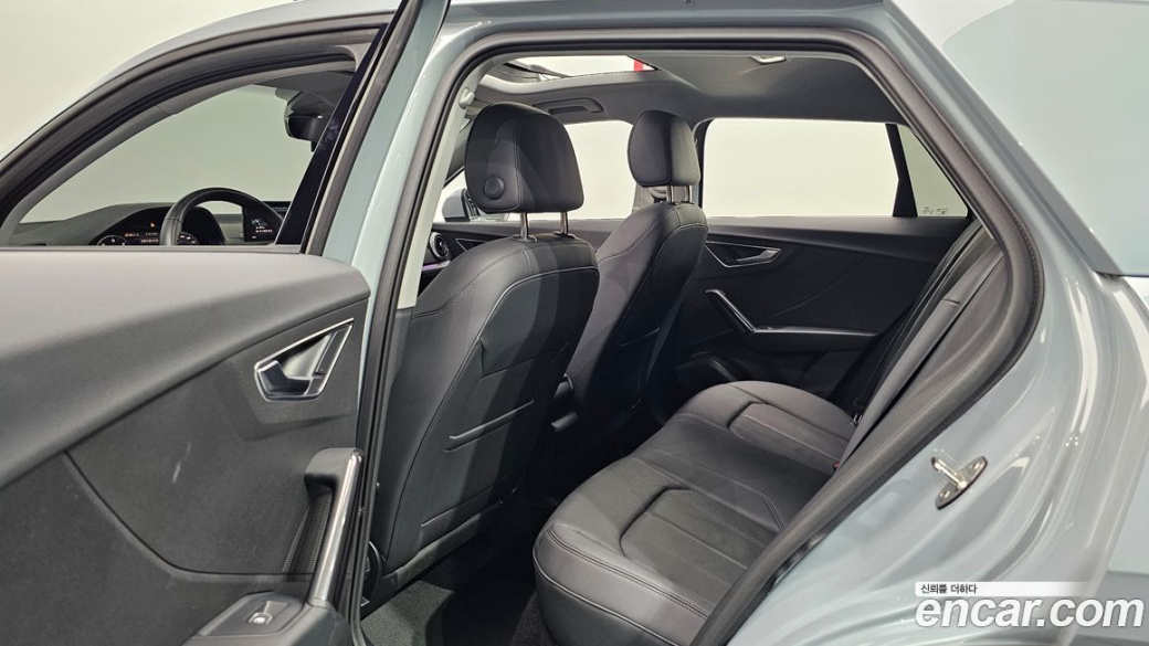 Audi Q2 35 TDI, 2023