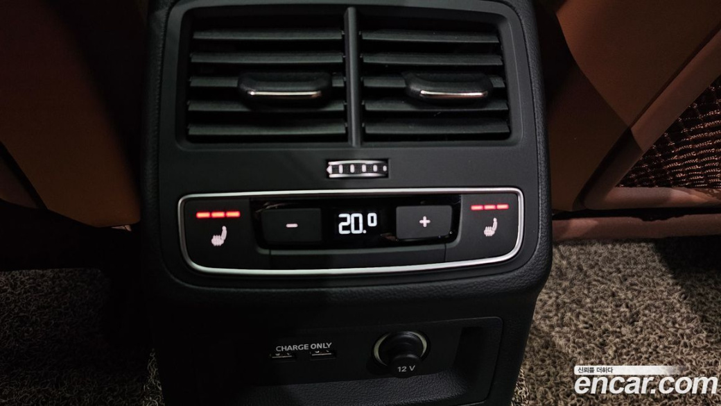 Audi A4 40 TFSI Premium, 2022