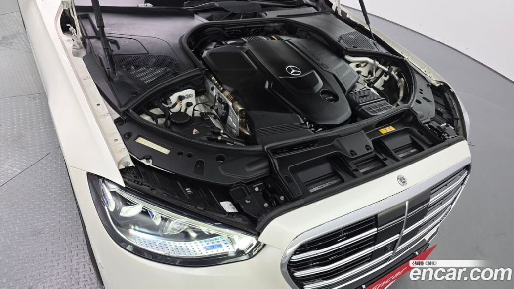 Mercedes-Benz S-Class S400 d 4MATIC, 2023
