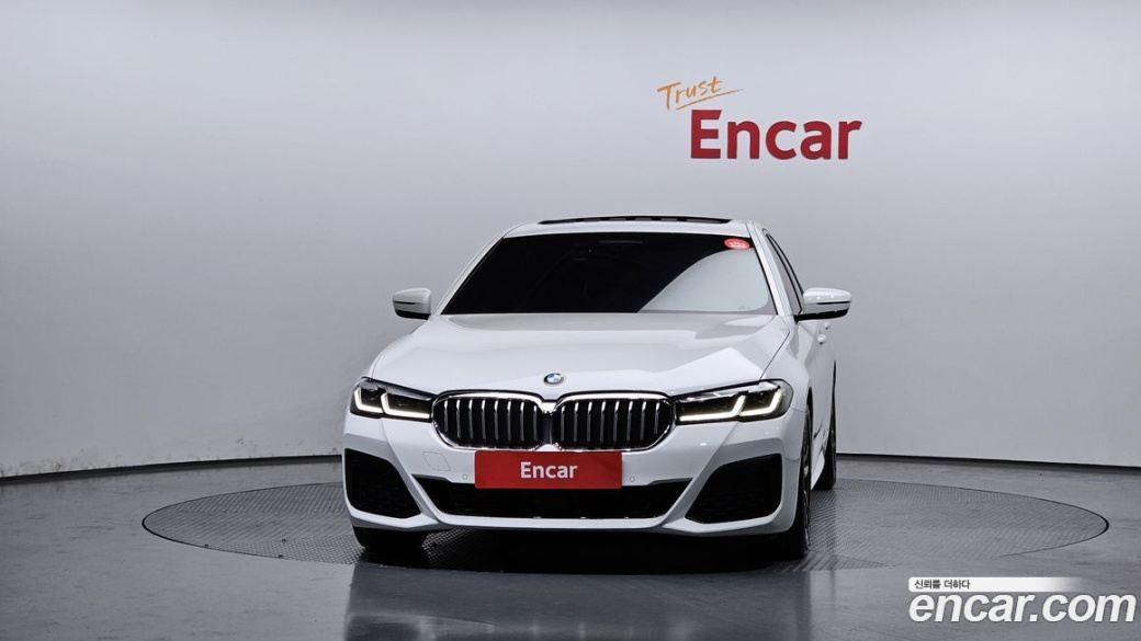 BMW 5-Series 520i M Sport, 2022