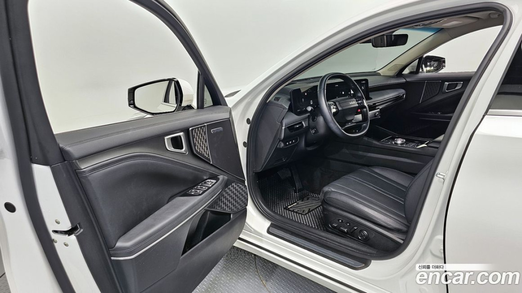 Kia K8 2.5 Gasoline 2WD, 2025