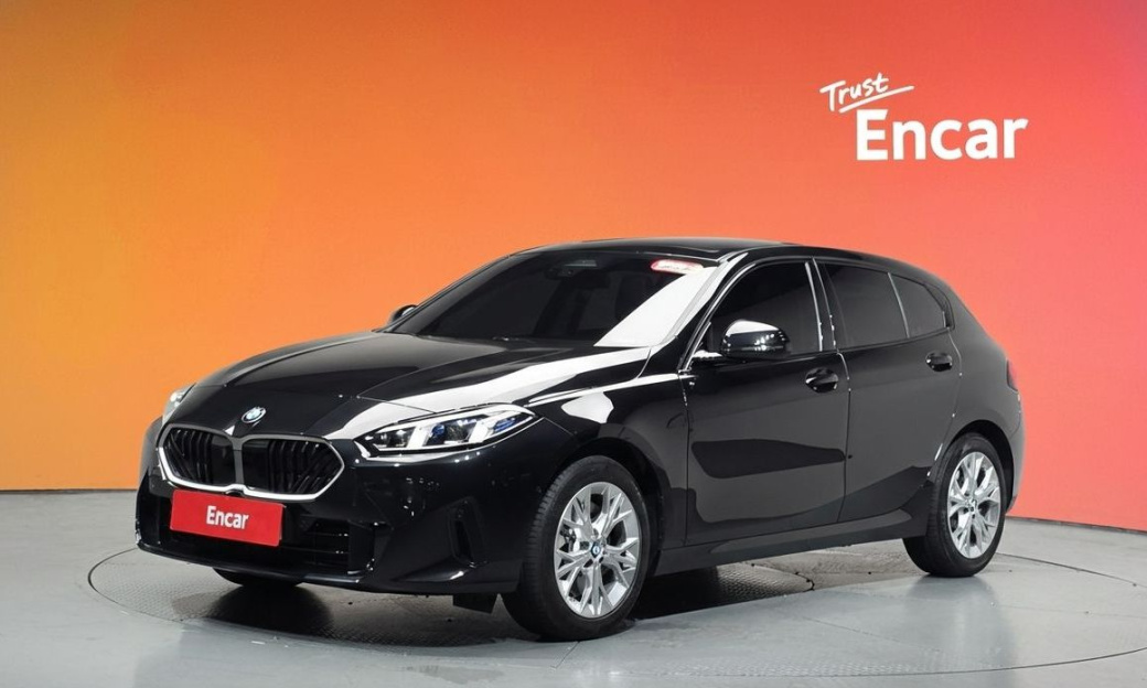 BMW 1-Series 120, 2025