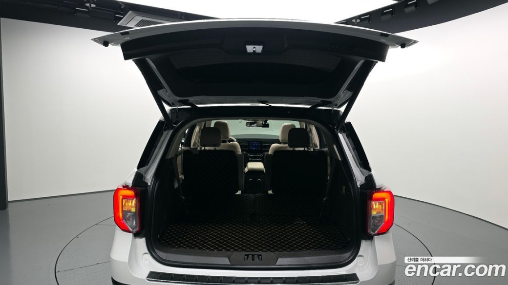 Ford Explorer 3.0 Platinum 4WD, 2022