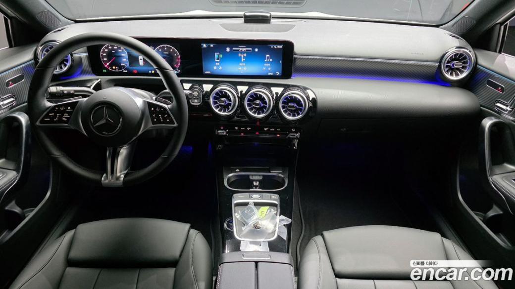 Mercedes-Benz A-Class A220 Hatchback, 2025