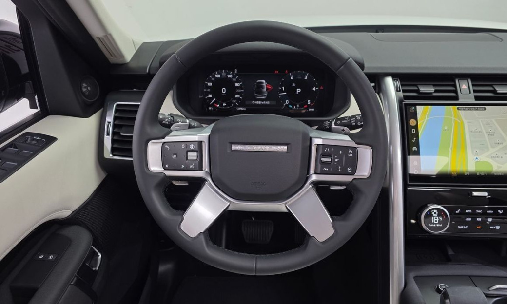 Land Rover Discovery D250 S, 2024
